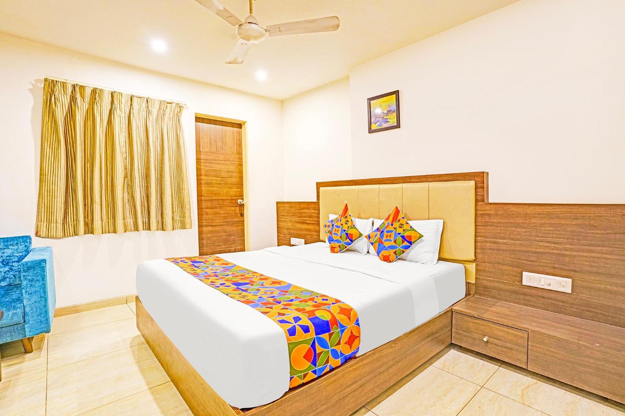 Fabhotel Prime Sky Light Βαντοντάρα Εξωτερικό φωτογραφία