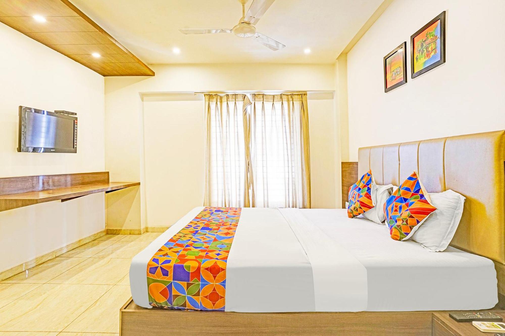 Fabhotel Prime Sky Light Βαντοντάρα Εξωτερικό φωτογραφία