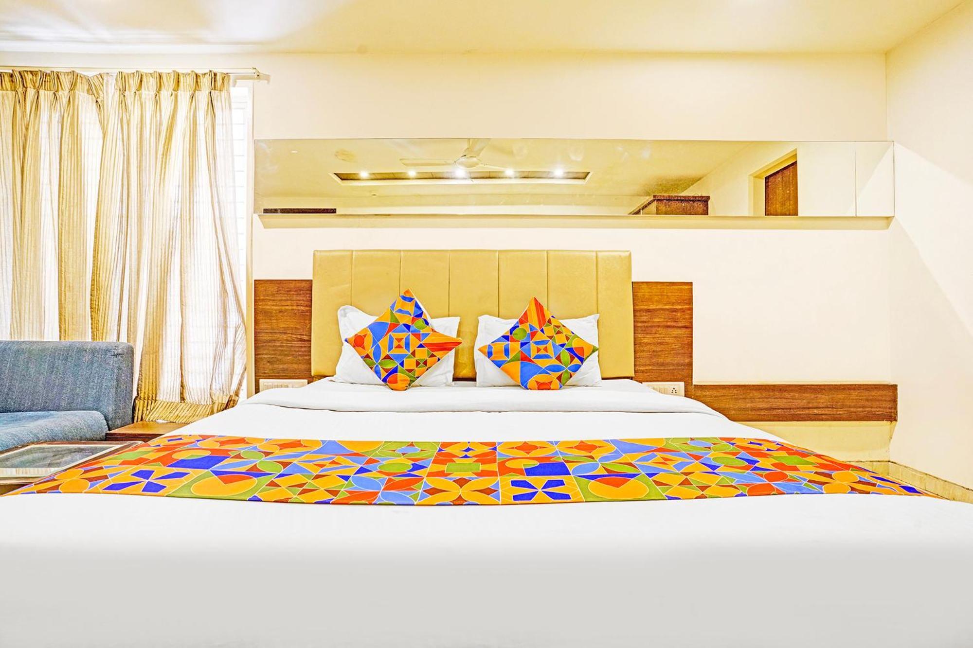 Fabhotel Prime Sky Light Βαντοντάρα Εξωτερικό φωτογραφία