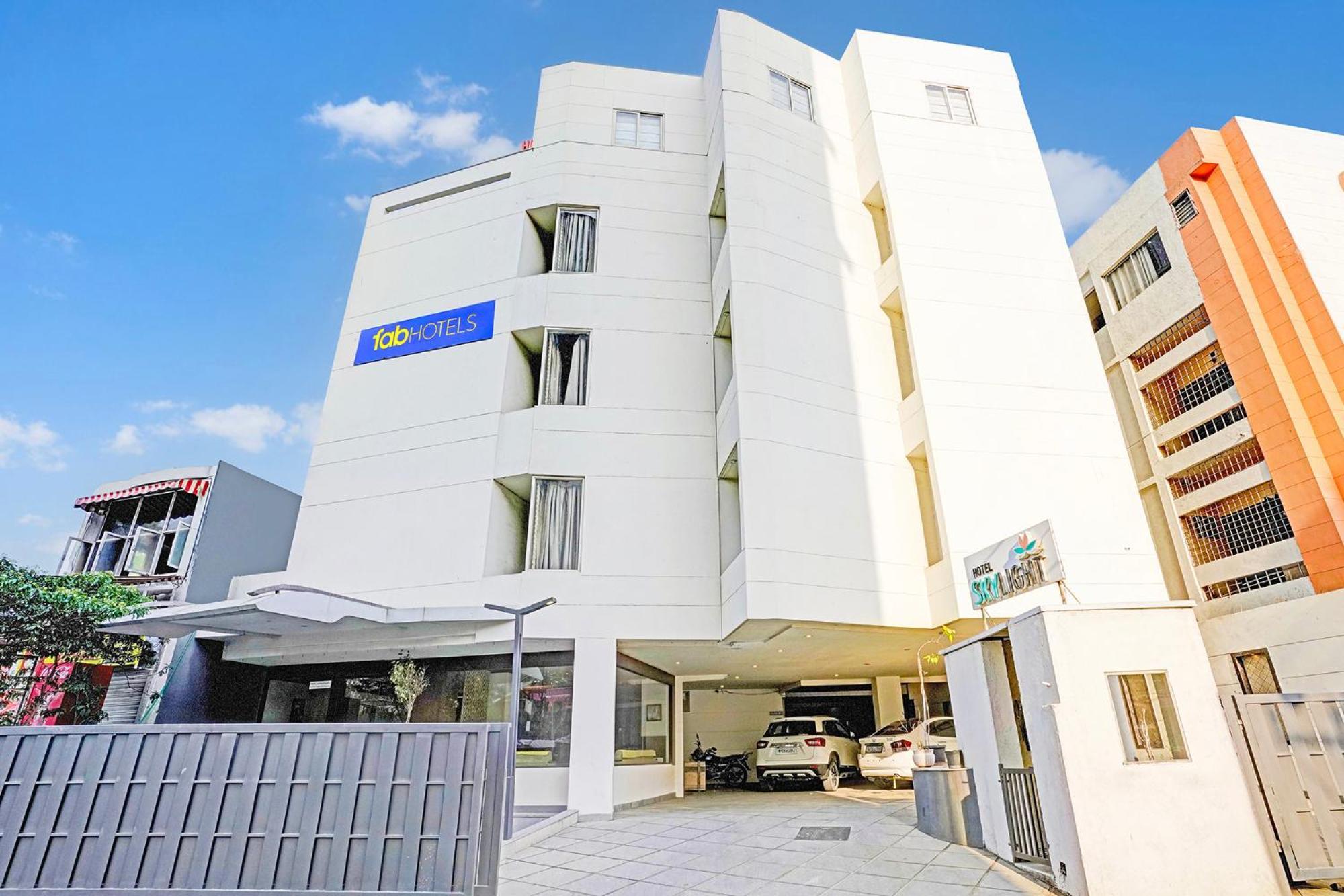 Fabhotel Prime Sky Light Βαντοντάρα Εξωτερικό φωτογραφία