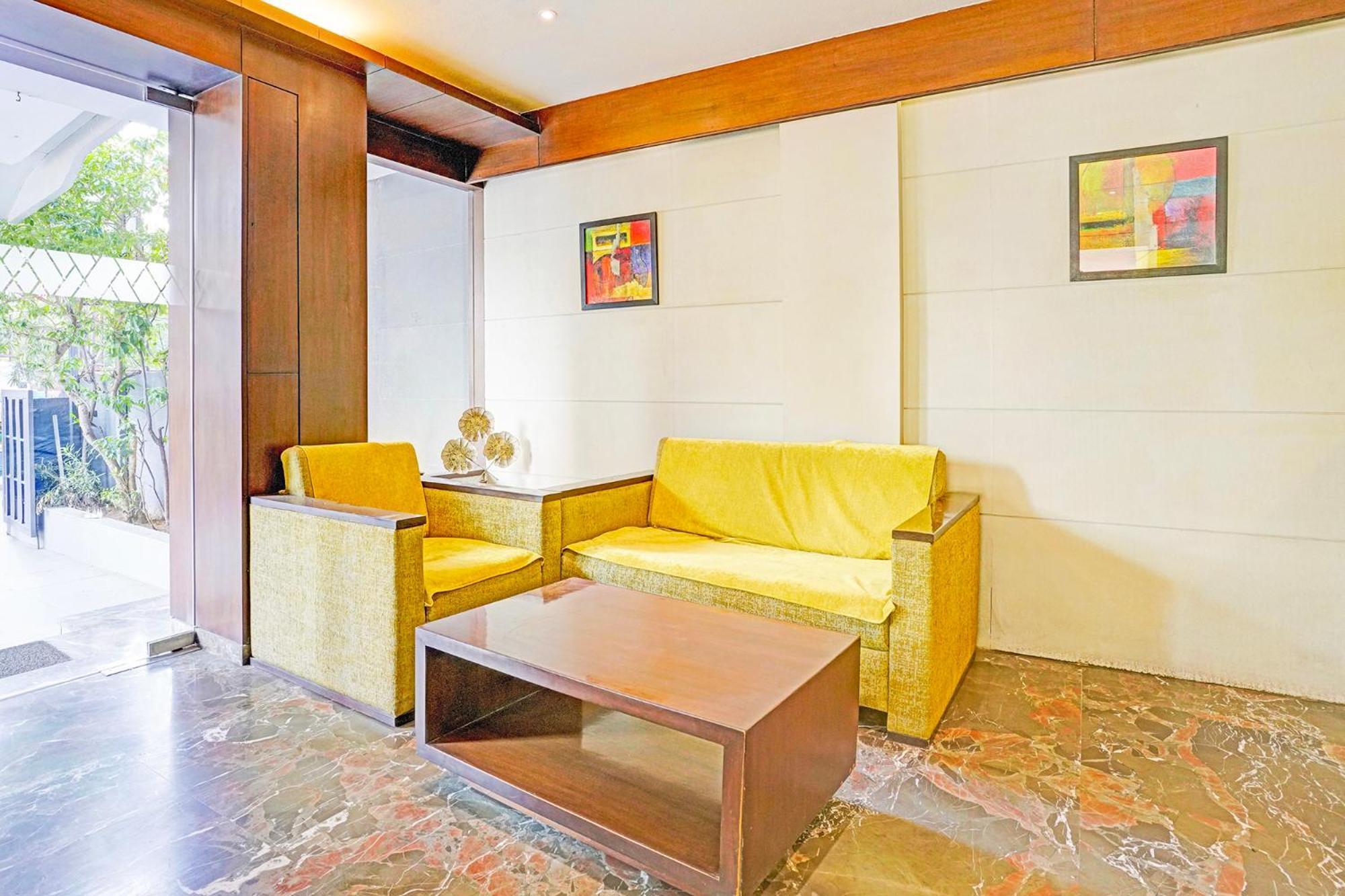 Fabhotel Prime Sky Light Βαντοντάρα Εξωτερικό φωτογραφία